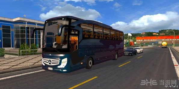 欧洲卡车模拟2 v1.28奔驰高级商务旅游大巴2016MOD 下载